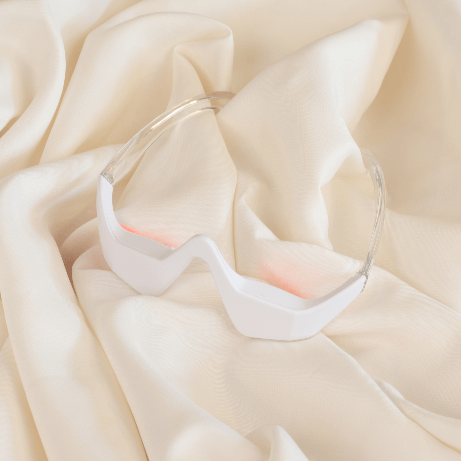 RevitalEyes® 2 - in - 1 Red Light Therapy & EMS Microcurrents For Eye Bags - Botanique Paris