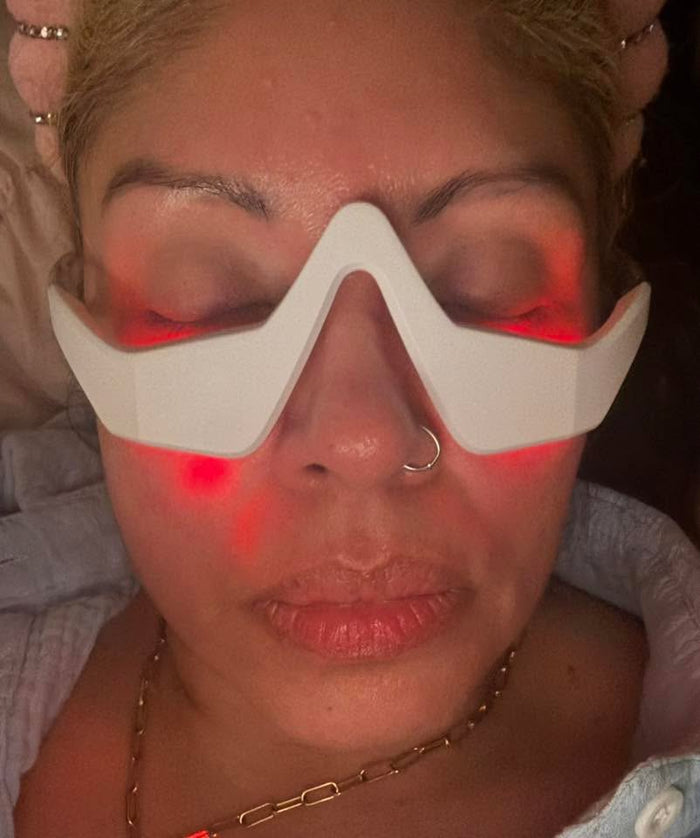 630nm red light rebuilds the collagen Korean dermatologists say your under-eyes are starving for